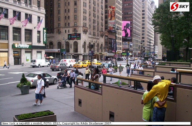 7 Avenue ped Madison Square Garden.